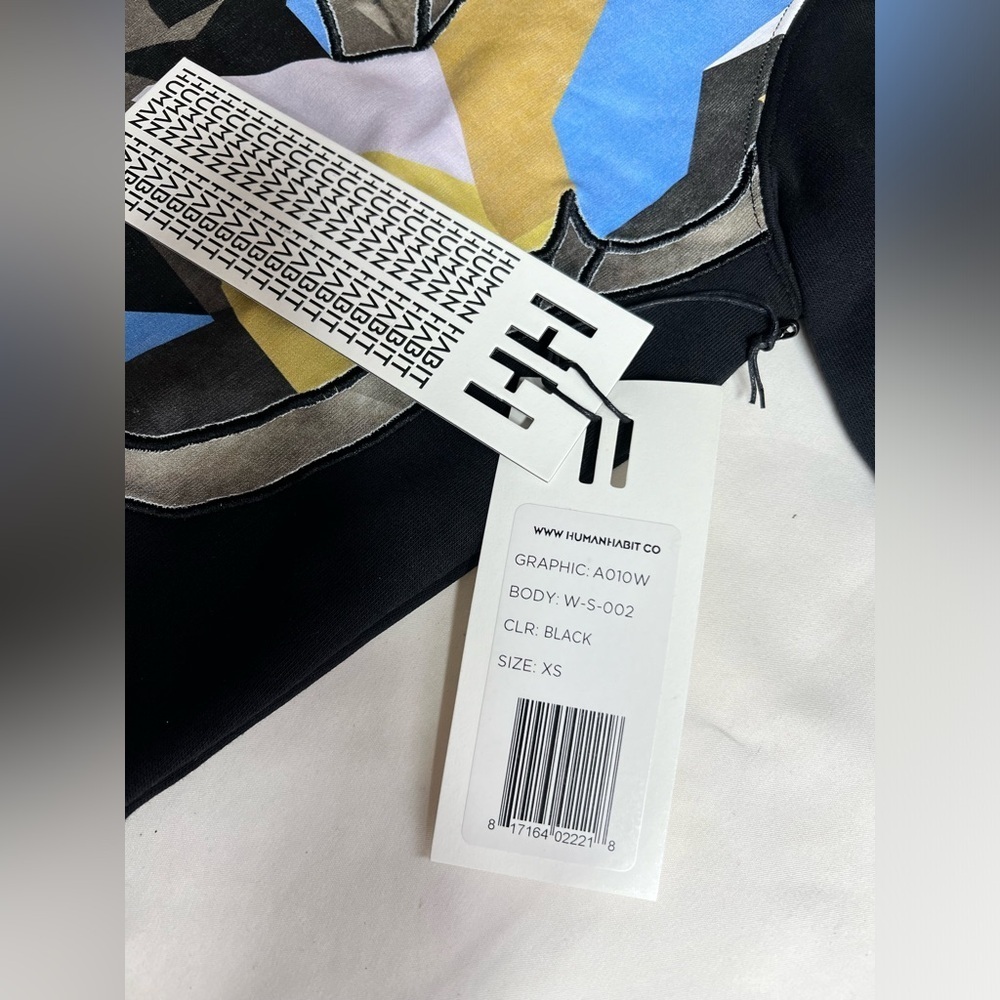 HUMAN HABIT Black graphic patchwork crew neck swe… - image 10